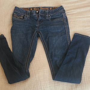 Dark wash skinny jeans size 27